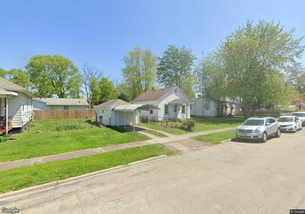 808 Decatur St, Lincoln, IL 62656 - photo 1