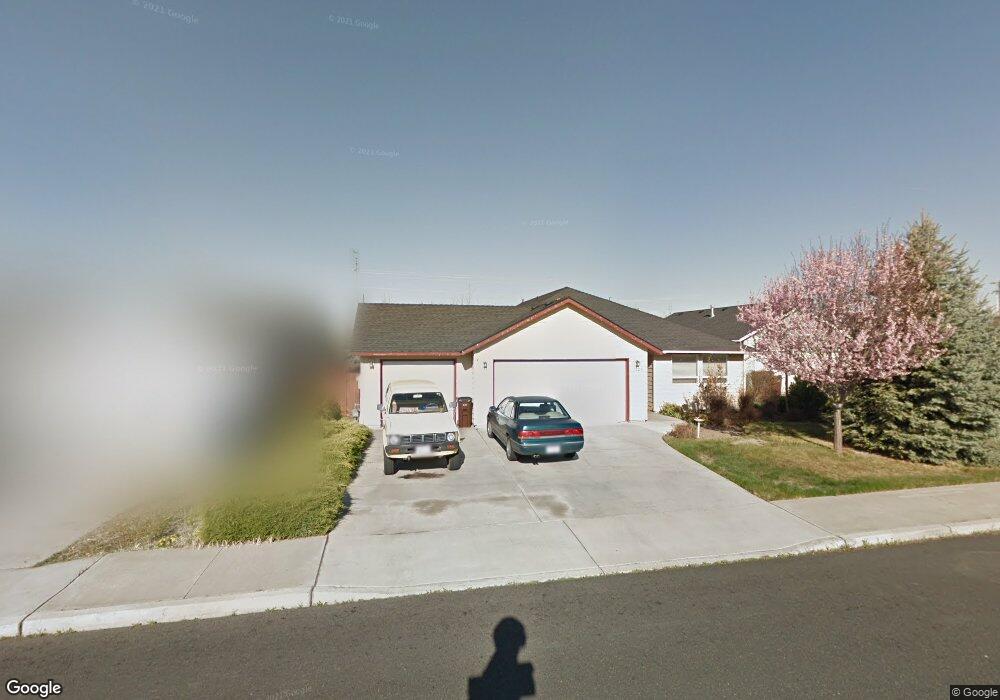 1920 NE 6th St, Redmond, OR 97756 - photo 1