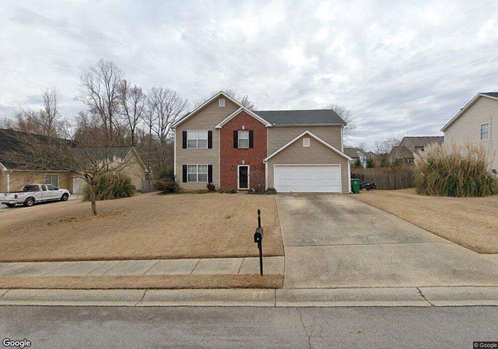 719 Baskins Cir, Winder, GA 30680 - photo 1