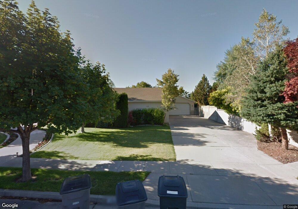 2581 Royalty Ln, South Jordan, UT 84095 - photo 1