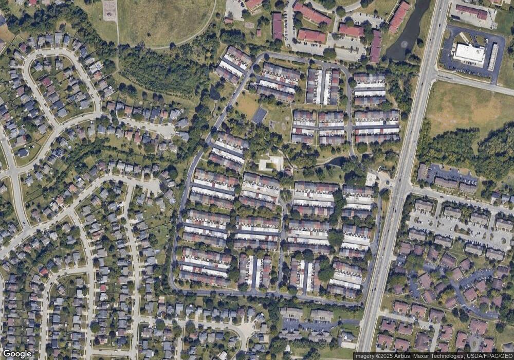 575 Dlyn St, Columbus, OH 43228 - photo 1