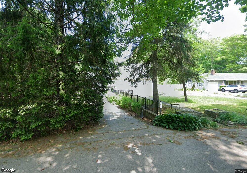 28 Old Post Rd, Westerly, RI 02891 - photo 1