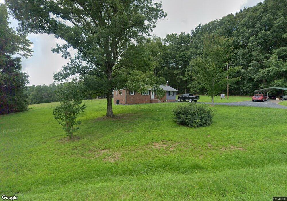 4977 Old Mansion Rd, Lunenburg, VA 23952 - photo 1