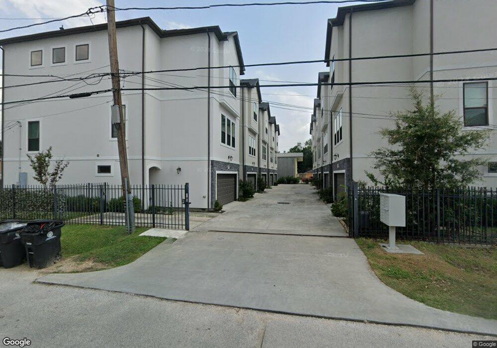 833 Wakefield Dr unit A, Houston, TX 77018 - photo 1