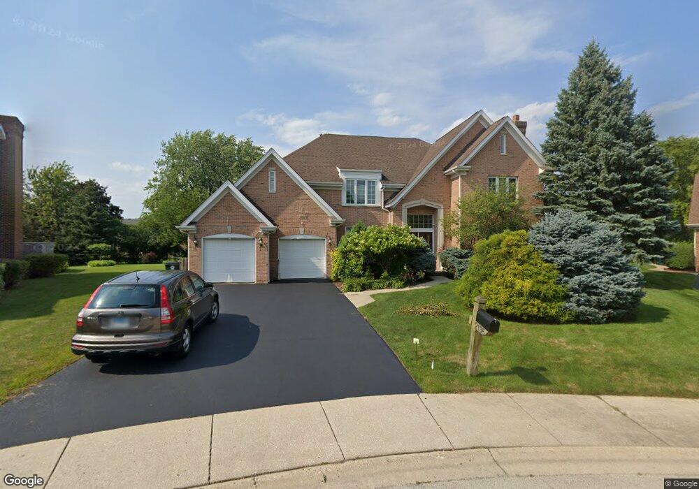 2135 Warwick Ln, Glenview, IL 60026 - photo 1
