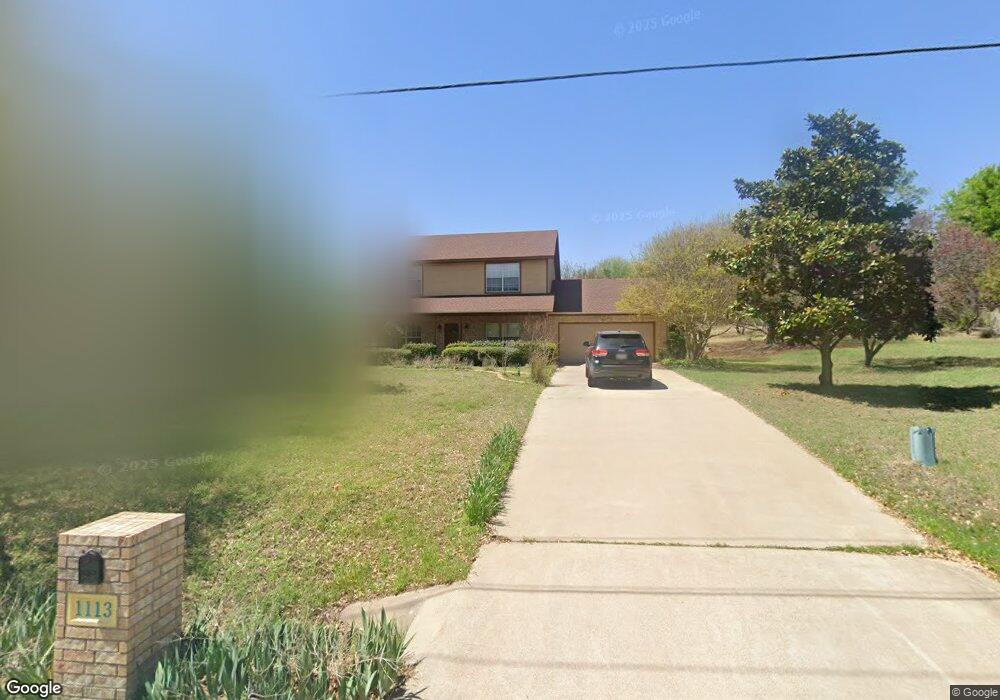 1113 W Lake Dr, Weatherford, TX 76087 - photo 1