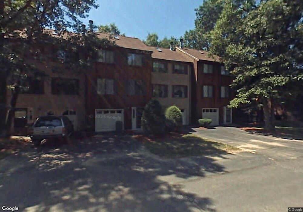 15 Winrow Dr, MerriMacK, NH 03054 - photo 1