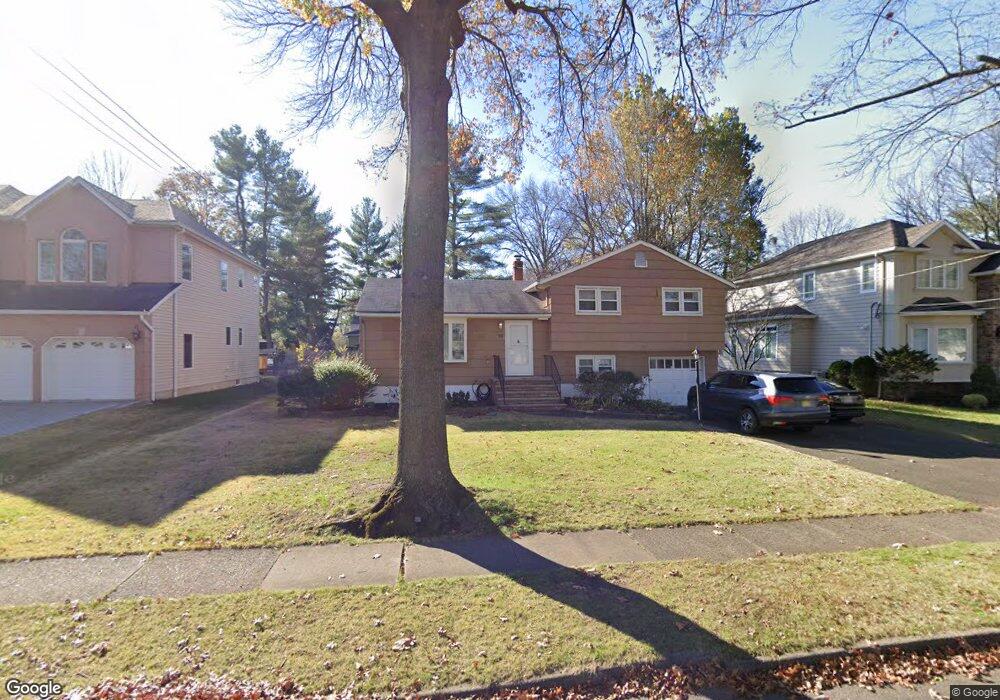 52 Jay Dr, Paramus, NJ 07652 - photo 1