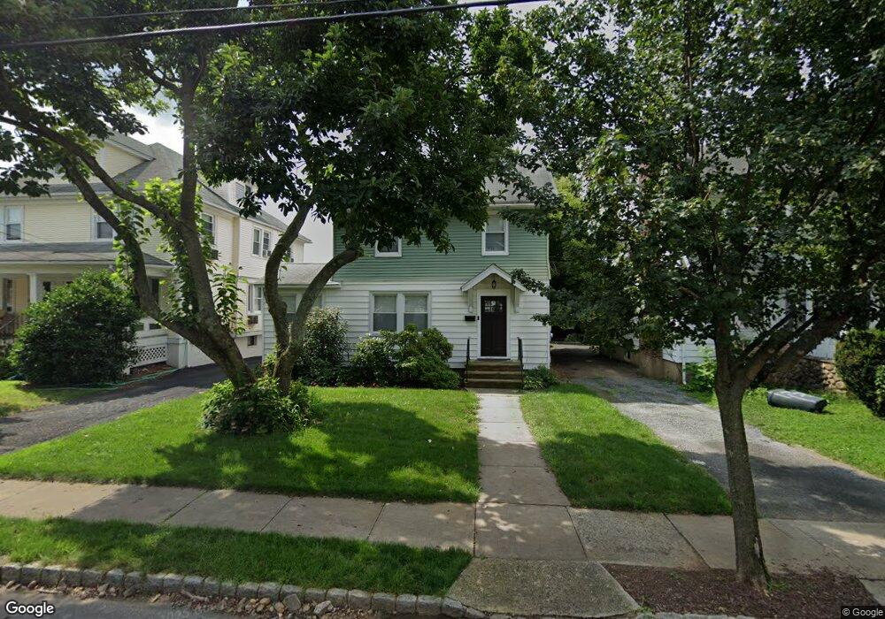 20 Meeker Place, Millburn, NJ 07041 - photo 1