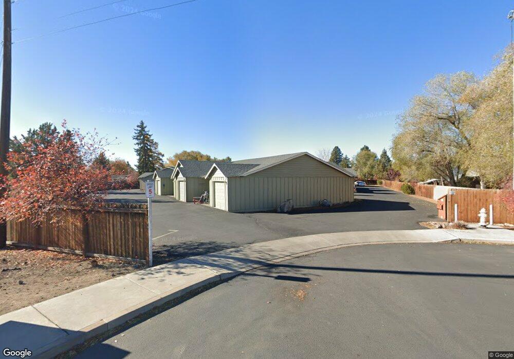 2813 SW 21st St unit 3, Redmond, OR 97756 - photo 1