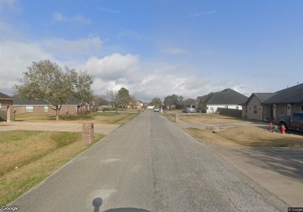 000 Clearwood Cir, Alvin, TX 77511 - photo 1