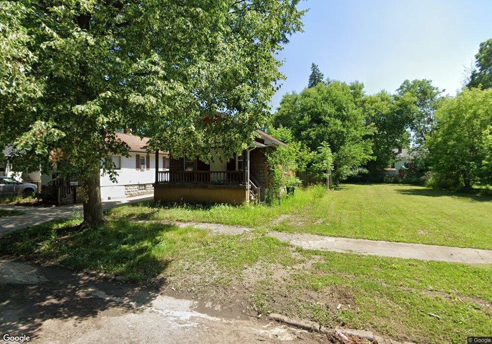 935 Ossington Ave, Flint, MI 48507 - photo 1
