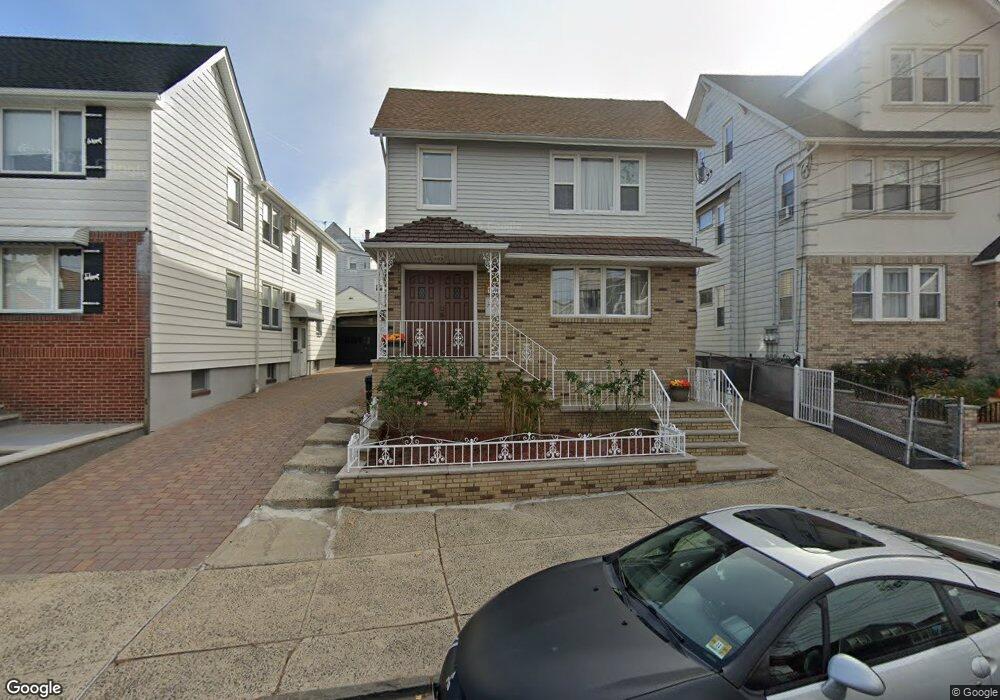 194 Maple St, Kearny, NJ 07032 - photo 1