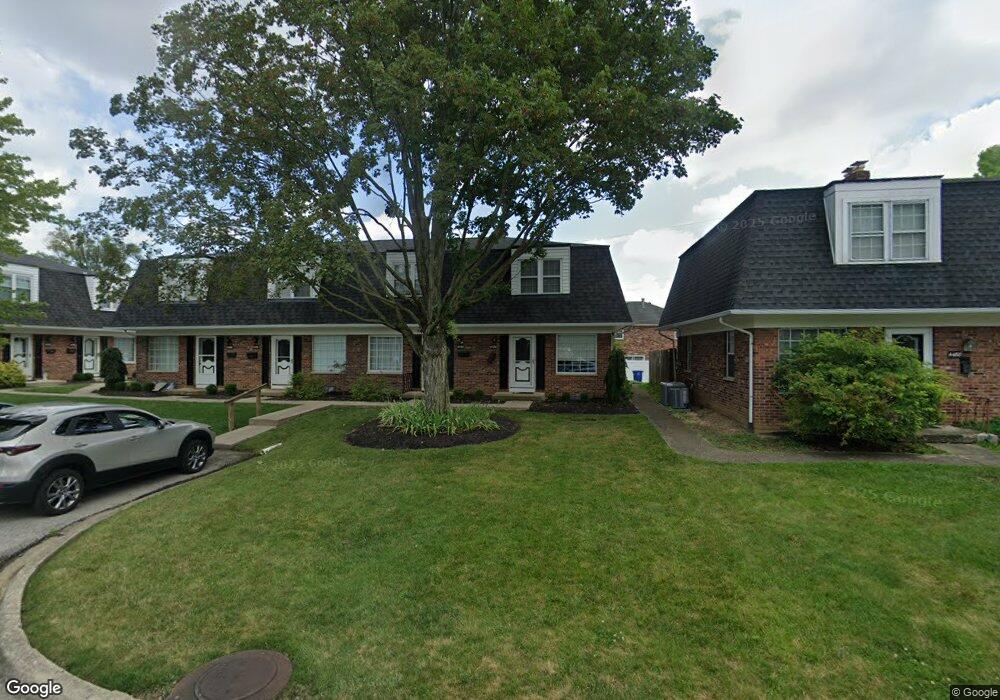 4490 Folkestone Ct N, Columbus, OH 43220 - photo 1