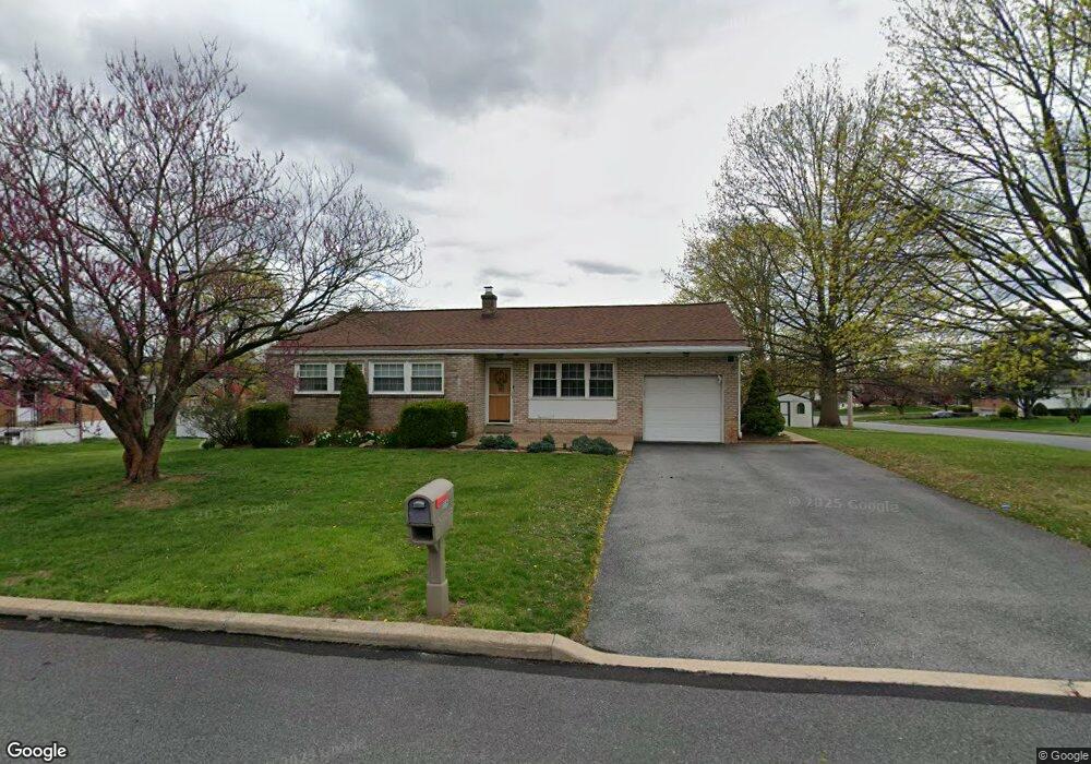 958 Whitner Rd, Reading, PA 19605 - photo 1