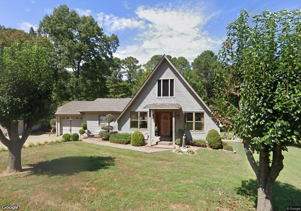 749 Lakeway Dr, Murray, KY 42071 - photo 1