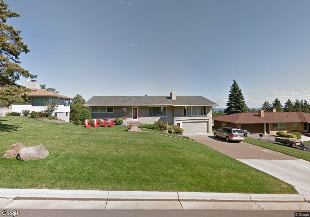 820 Rockview Ct, Duluth, MN 55804 - photo 1