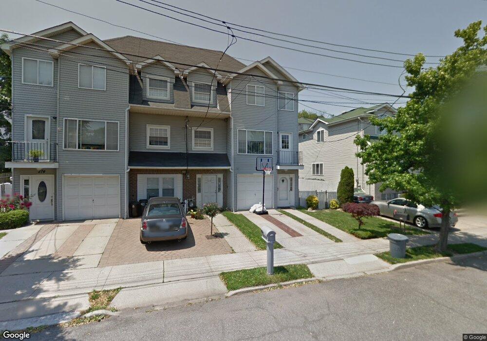 270 Rhine Ave, Staten Island, NY 10304 - photo 1