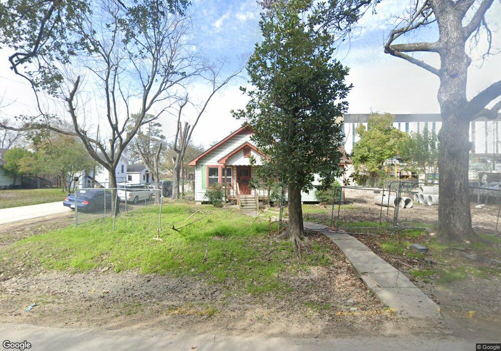 619 King St, Houston, TX 77022 - photo 1