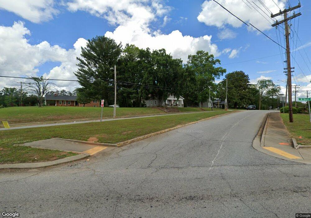 1105 E Main St, Walhalla, SC 29691 - photo 1