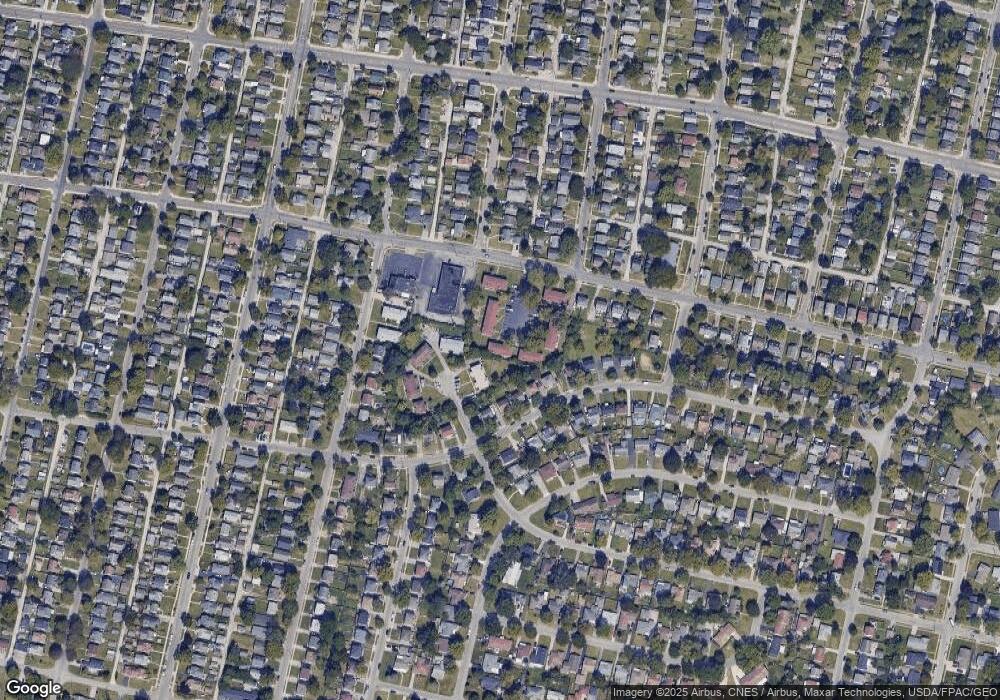 2755 Eakin Rd, Columbus, OH 43204 - photo 1