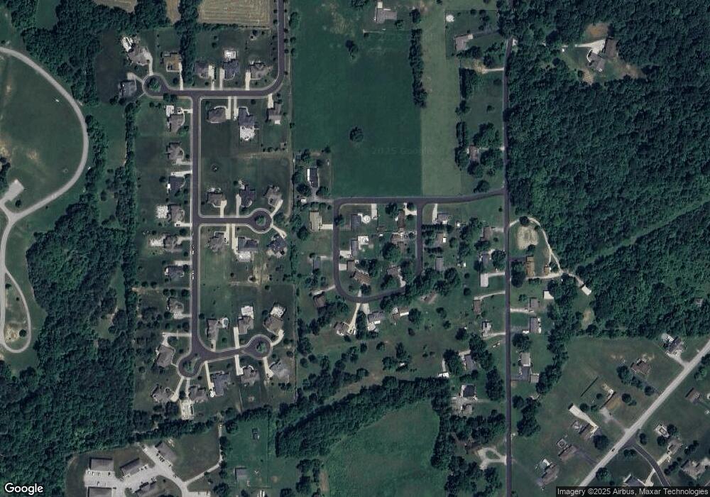 208 Sheri Dr, Georgetown, IN 47122 - photo 1