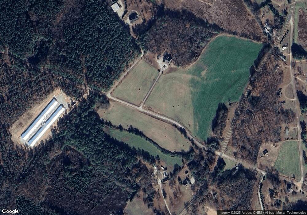 1745 N Fairview Rd, Lavonia, GA 30553 - photo 1