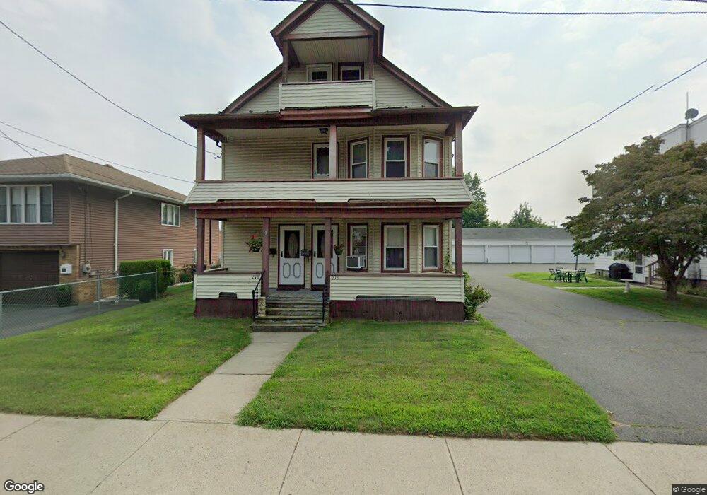 216 Hubbard St unit 218, Ludlow, MA 01056 - photo 1