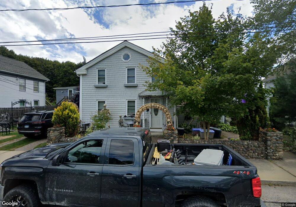 9 Noyes Ave, Pawcatuck, CT 06379 - photo 1