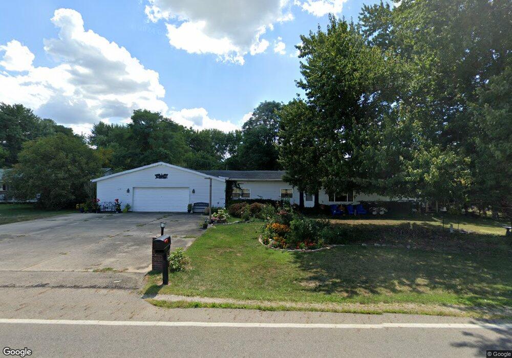 7523 Tarlton Rd, Circleville, OH 43113 - photo 1