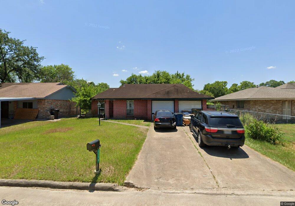 2215 Deerhurst Ln, Houston, TX 77088 - photo 1