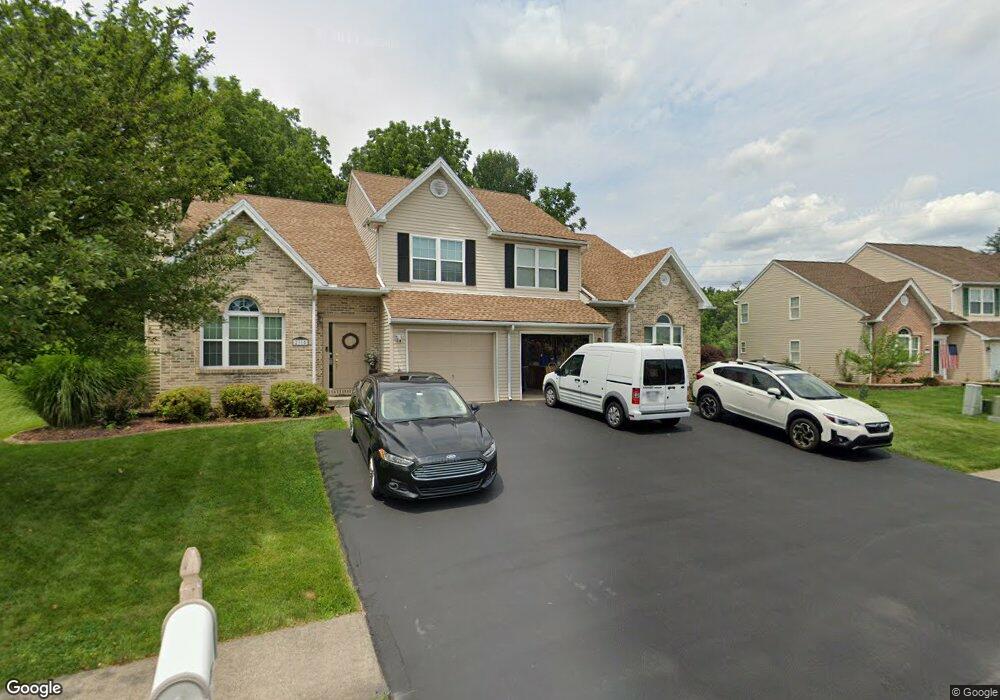 2307 Briarwood Dr, Coplay, PA 18037 - photo 1