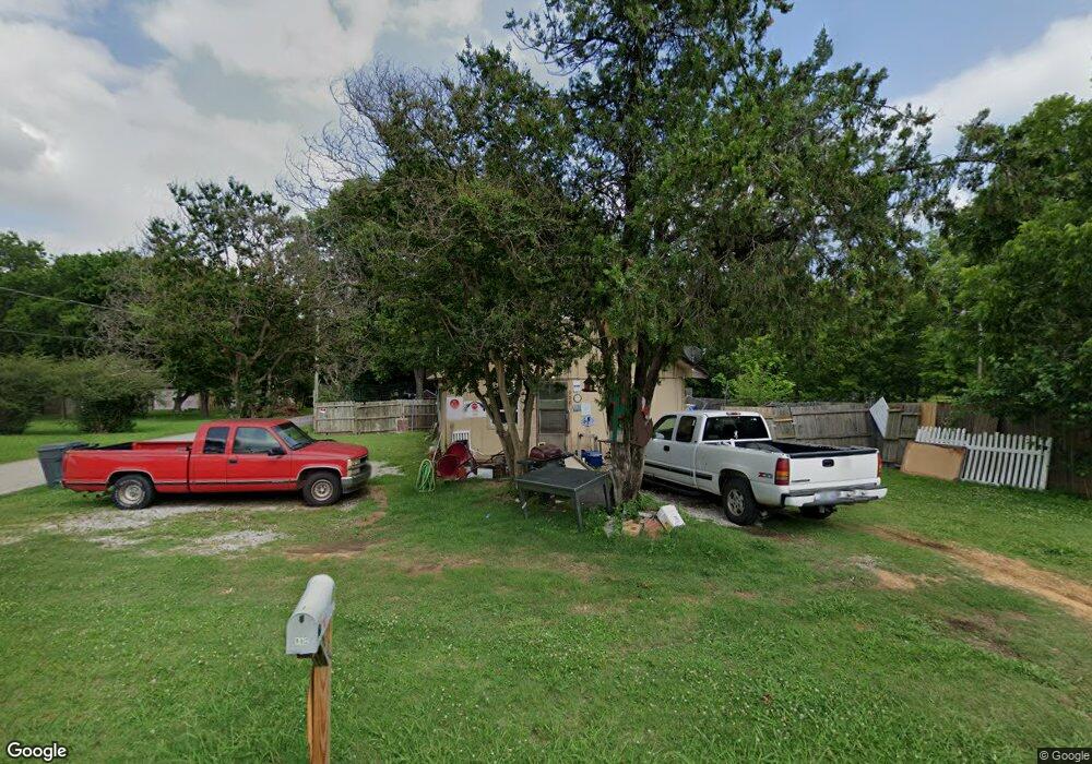 902 D St SE, Ardmore, OK 73401 - photo 1