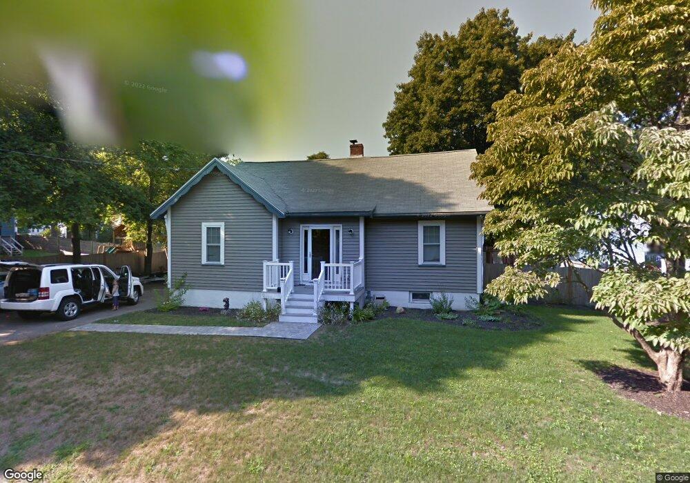 18 Davis Rd, South Weymouth, MA 02190 - photo 1