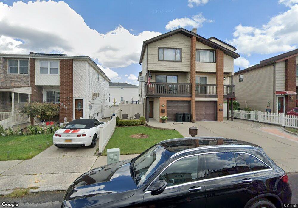 277 Doane Ave, Staten Island, NY 10308 - photo 1