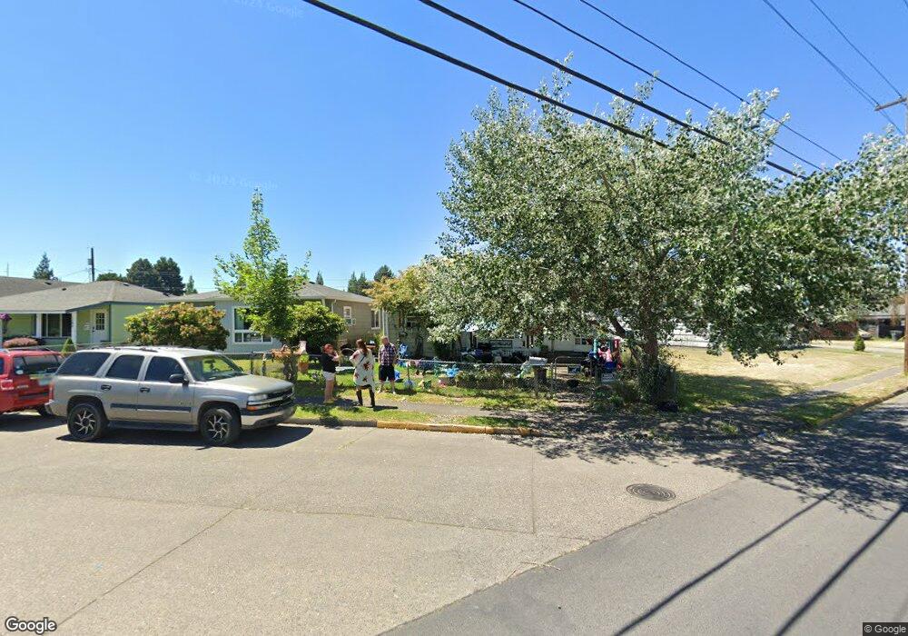 297 Baltimore St, Longview, WA 98632 - photo 1