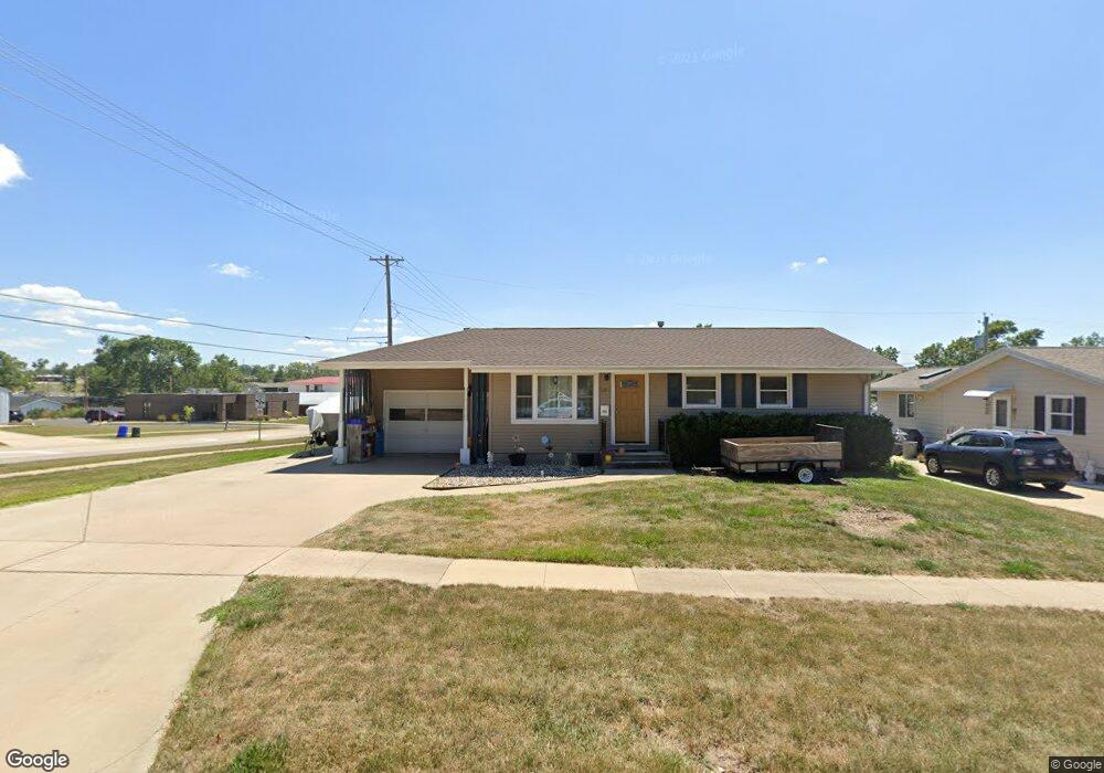 1085 Westview Dr unit 10TH, Marion, IA 52302 - photo 1