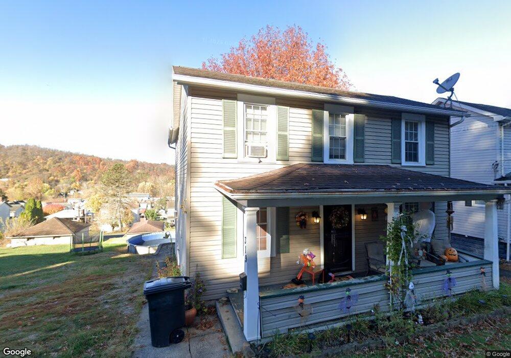 319 N 4th St, West Newton, PA 15089 - photo 1