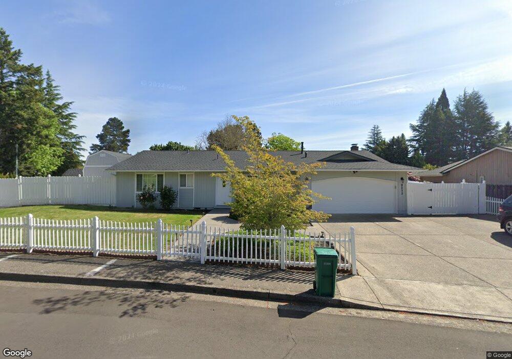 9275 SW Parkview Loop, Beaverton, OR 97008 - photo 1