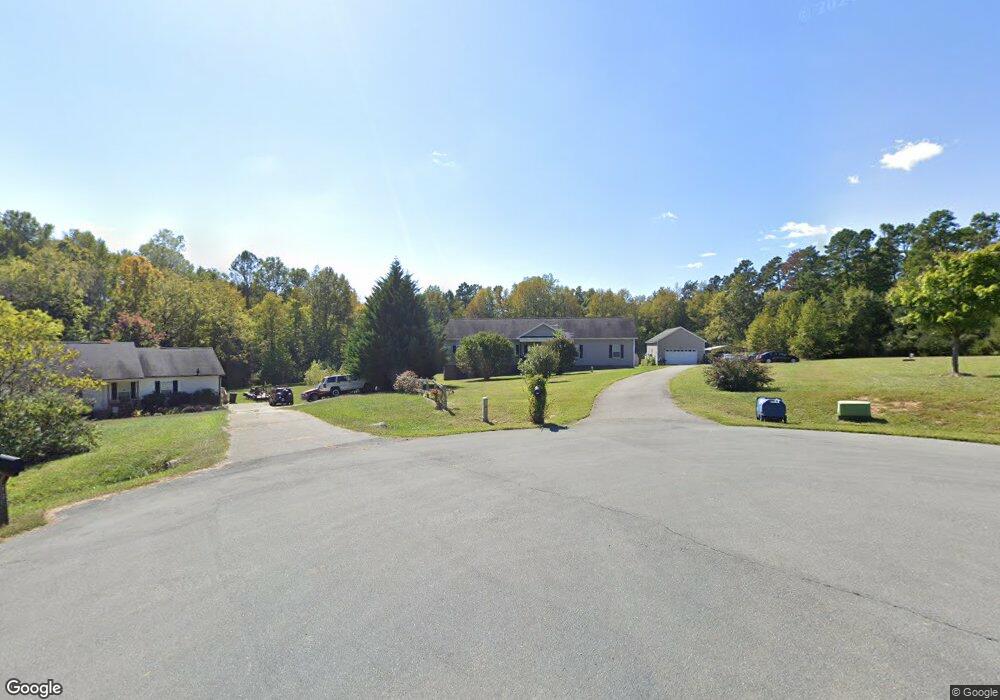 2202 Foxfire Ln, Burlington, NC 27217 - photo 1