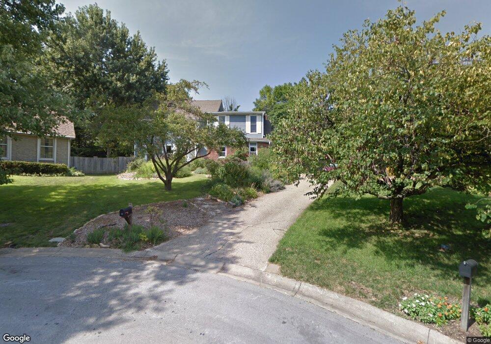 8201 Hauser St, Lenexa, KS 66215 - photo 1