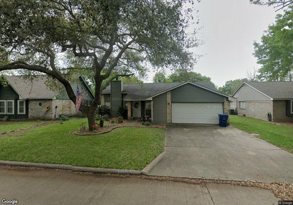 2825 La Mesa St, Bay City, TX 77414 - photo 1