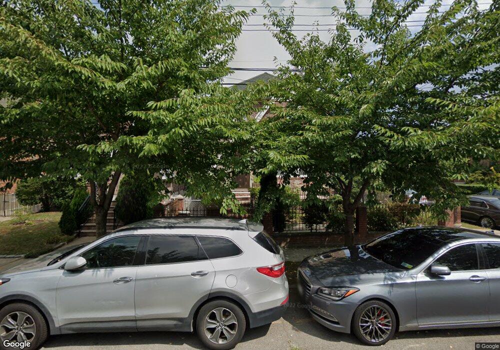 16017 Laburnum Ave, Flushing, NY 11358 - photo 1