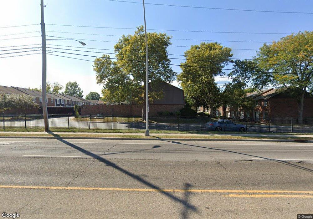 643 Simbury St unit 6, Columbus, OH 43228 - photo 1