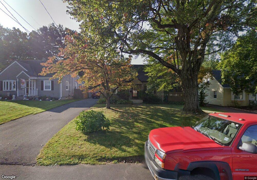 39 Exeter Ave, West Hartford, CT 06110 - photo 1