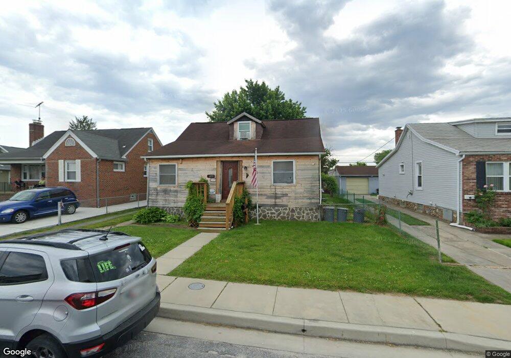 613 Franklin Ave, Essex, MD 21221 - photo 1