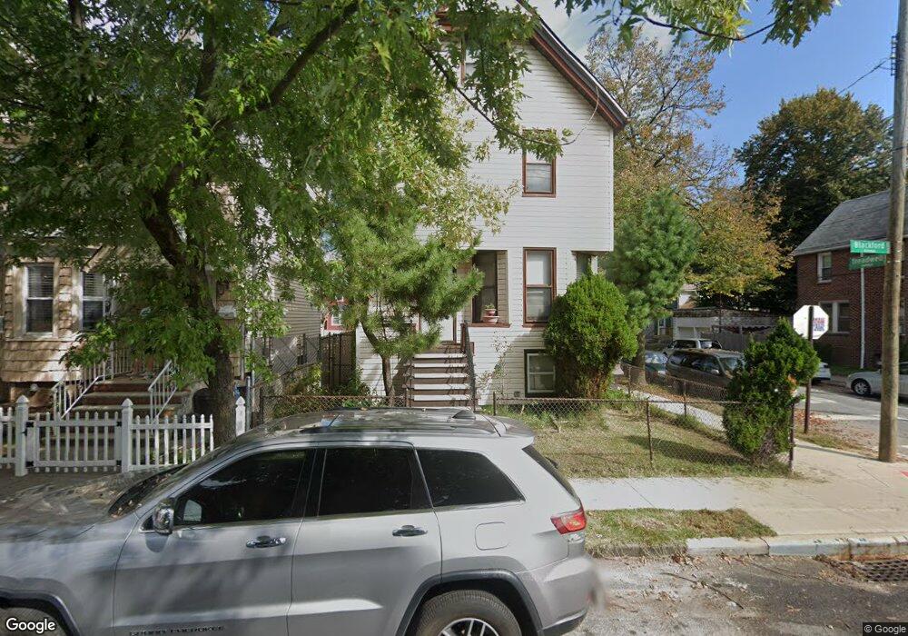 131 Blackford Ave, Staten Island, NY 10302 - photo 1