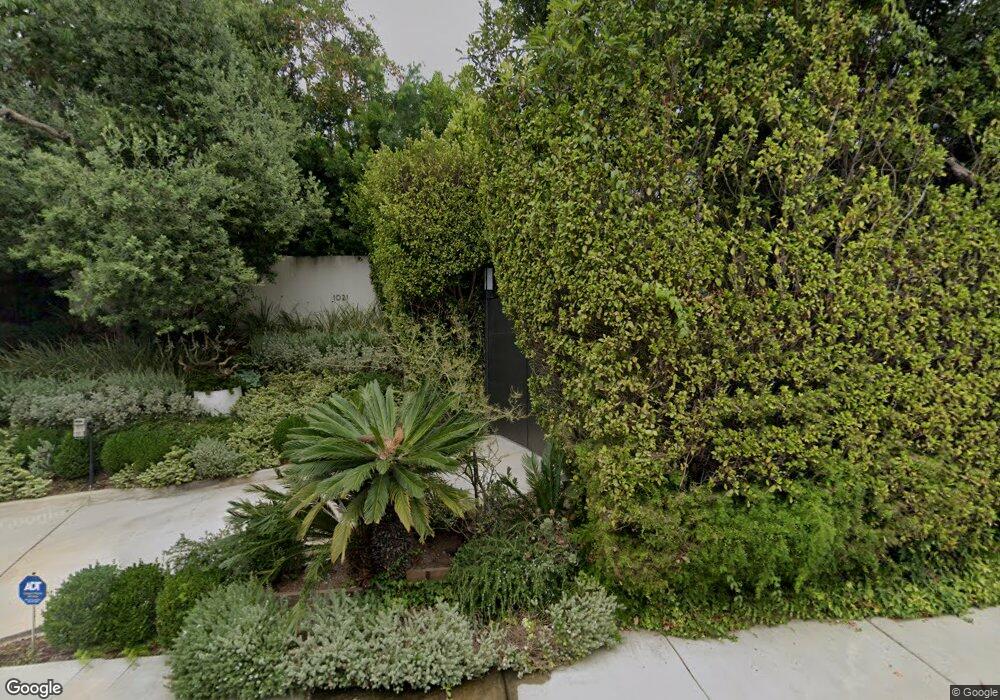 1021 Cove Way, Beverly Hills, CA 90210 - photo 1