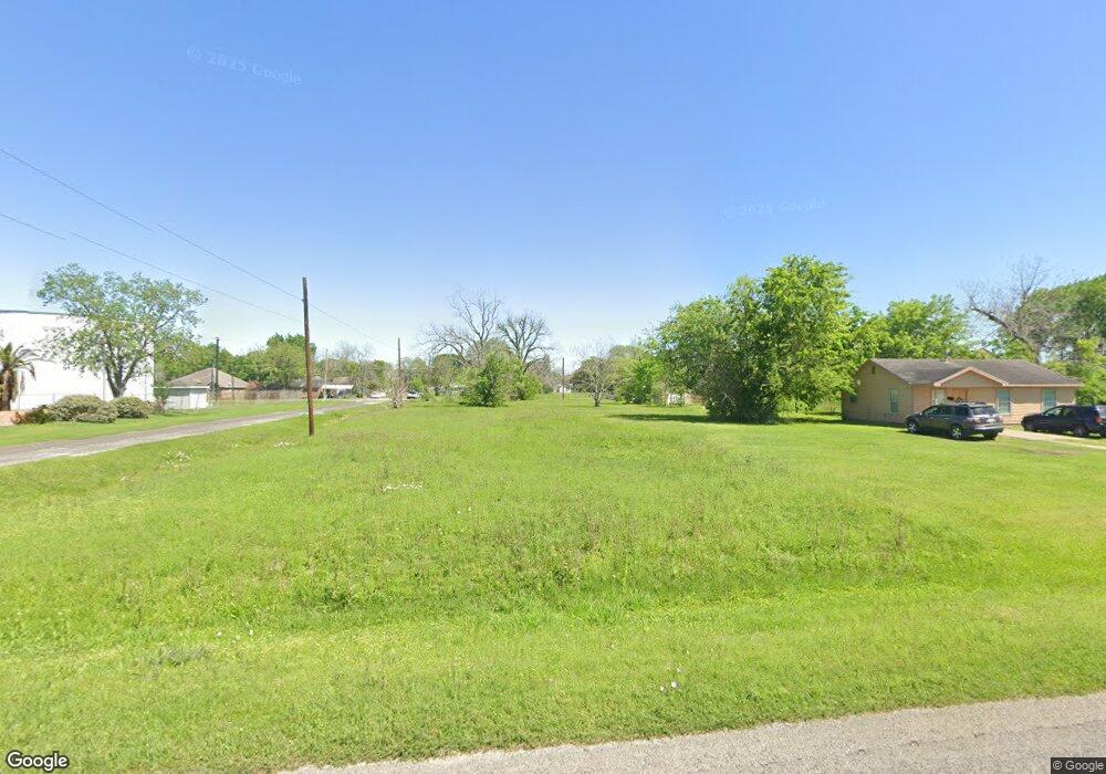 2401 Avenue A, Bay City, TX 77414 - photo 1