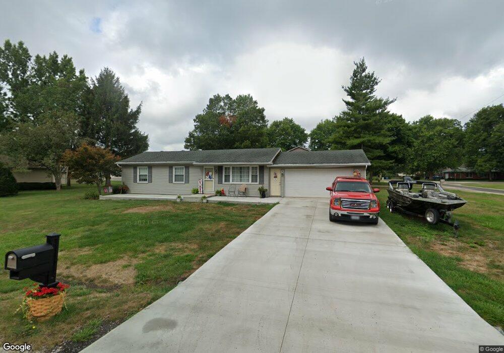 801 S Plum St, Virginia, IL 62691 - photo 1